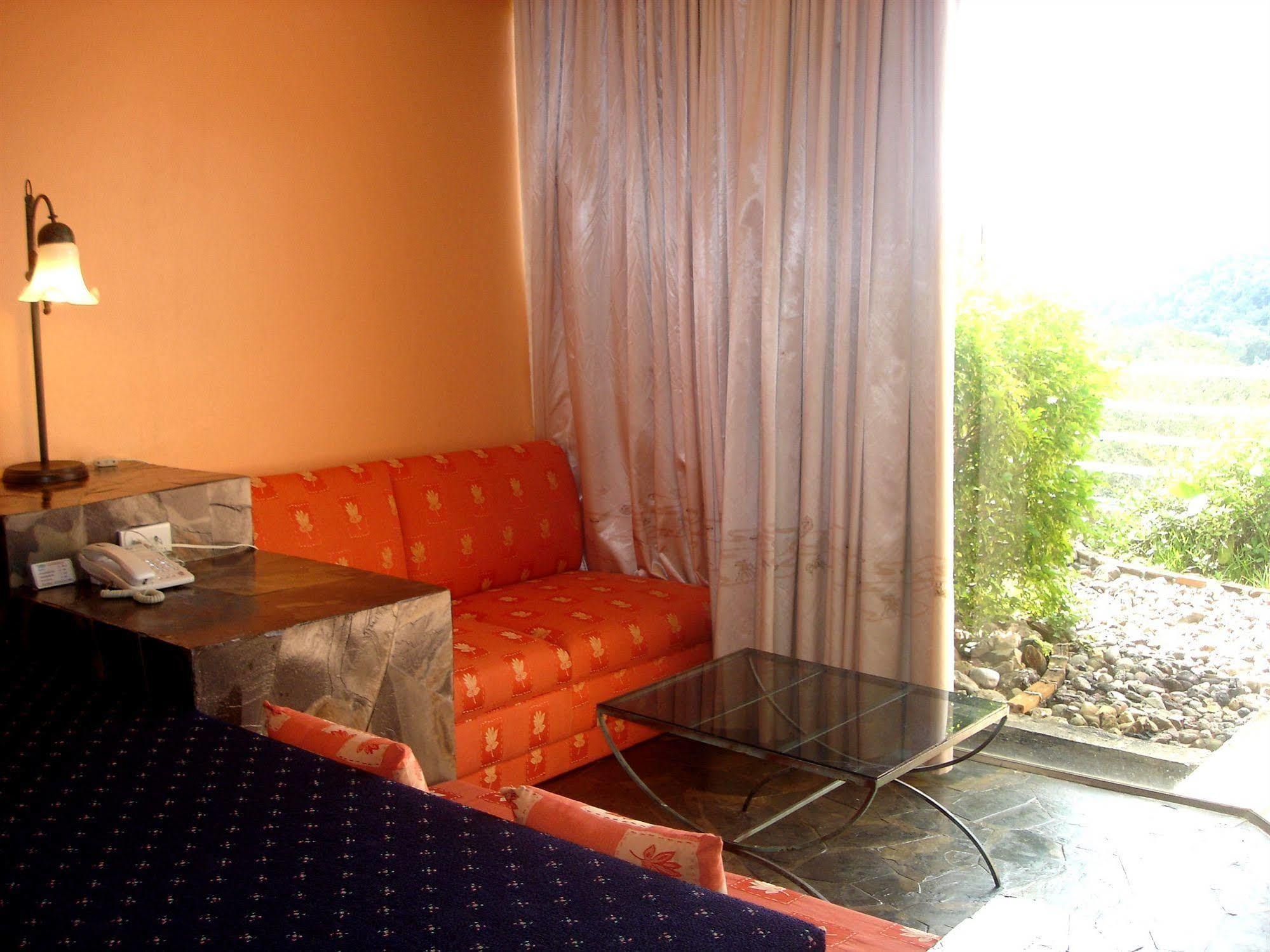 Hinsuay Namsai Resort Rayong Exterior foto